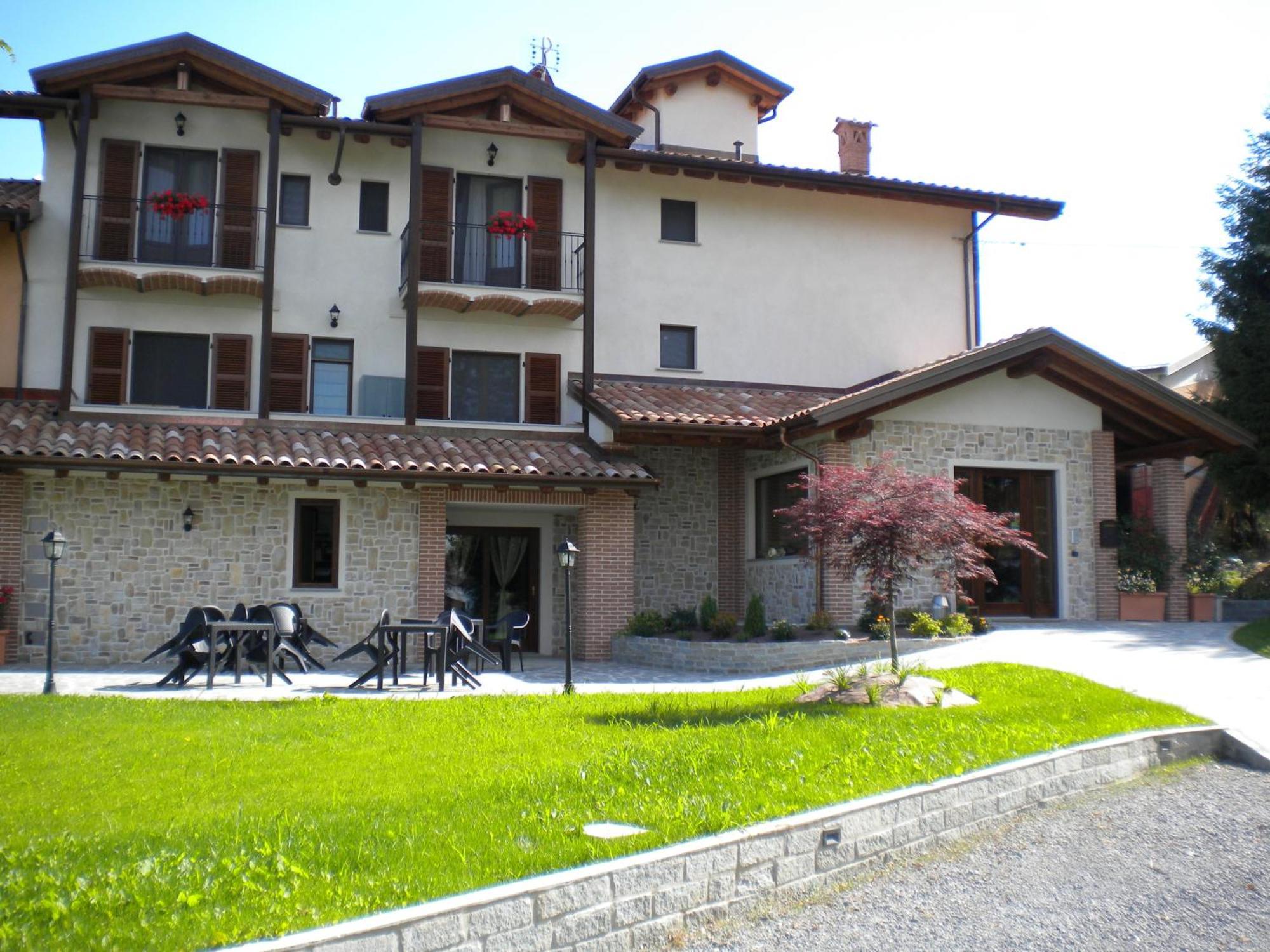 Agriturismo La Dimora Del Contadino Mondovì Exteriör bild