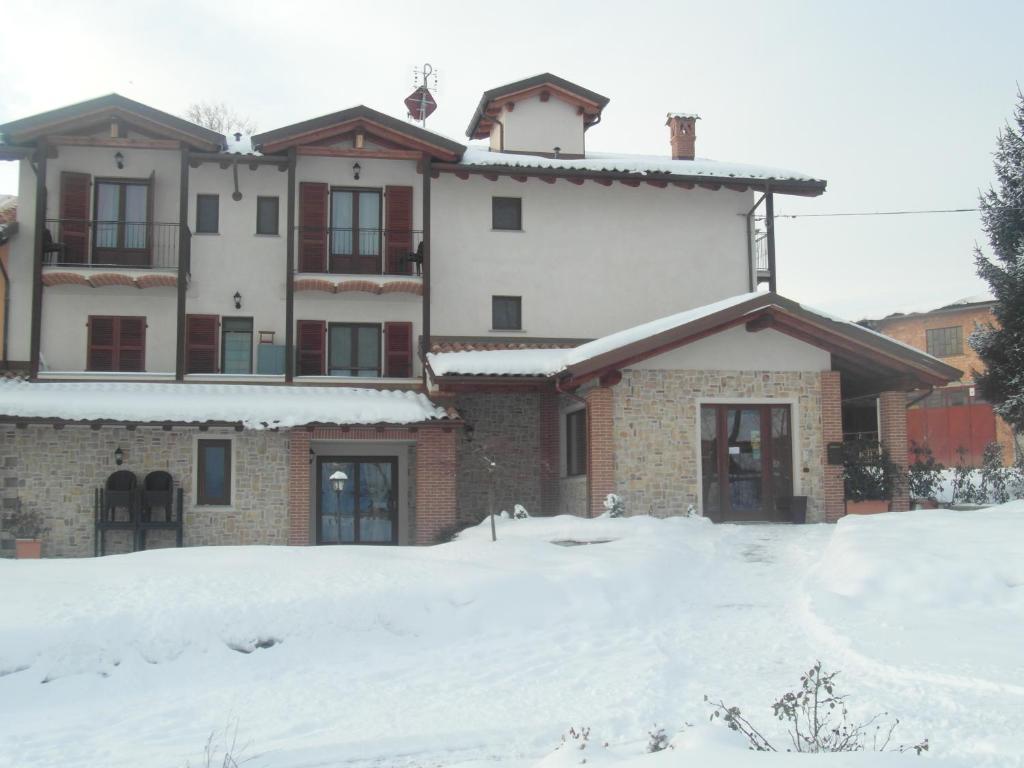 Agriturismo La Dimora Del Contadino Mondovì Exteriör bild