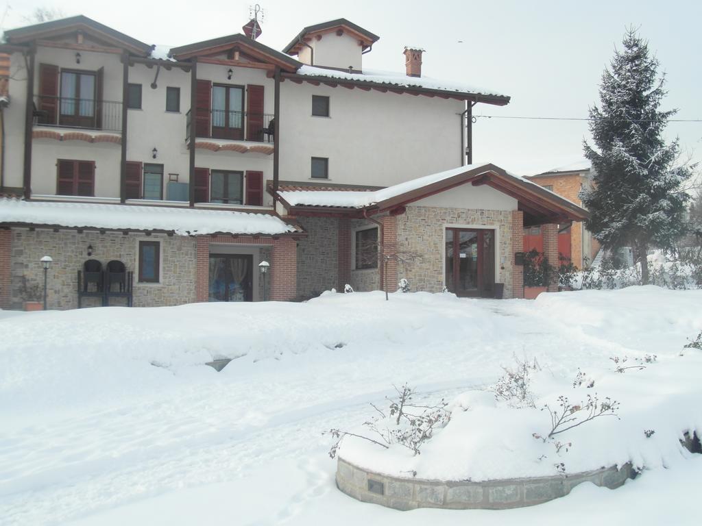 Agriturismo La Dimora Del Contadino Mondovì Exteriör bild