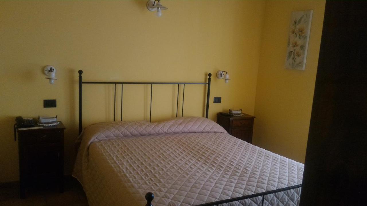 Agriturismo La Dimora Del Contadino Mondovì Exteriör bild